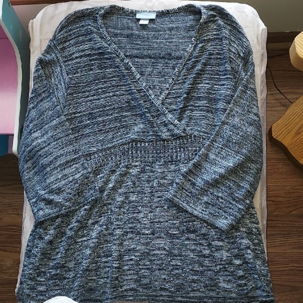 4/$18 Women's Gray Sweater